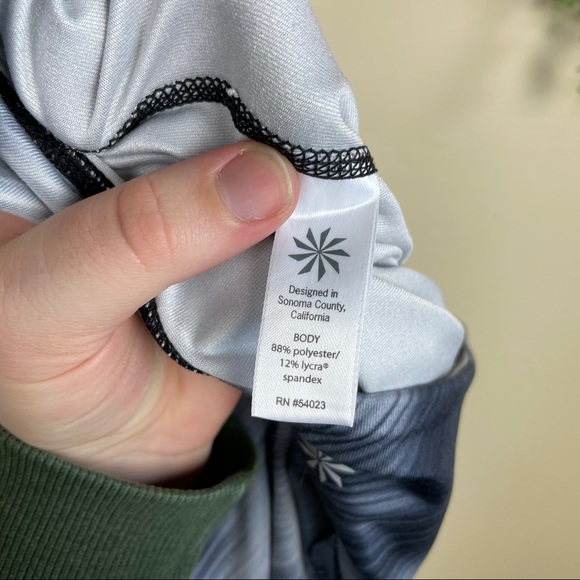 Athleta Alpine Chaturanga High Rise Tight - Picture 5 of 6